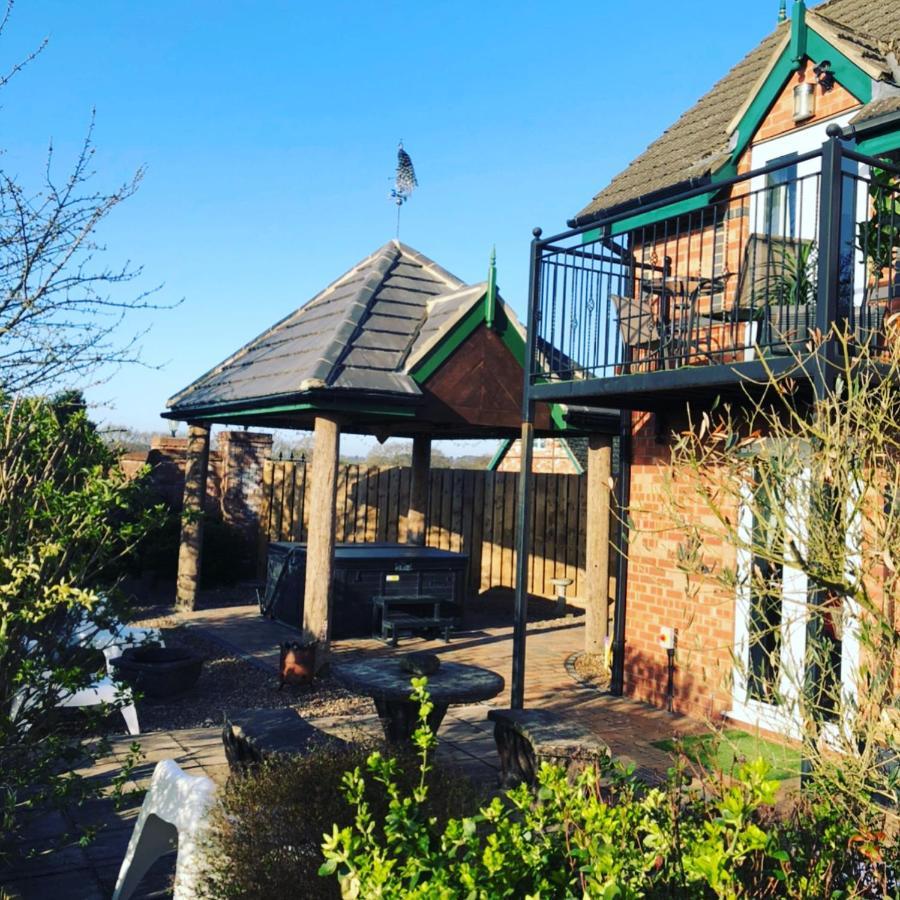 Lincoln Holiday Retreat Lodge With Private Hot Tub Zewnętrze zdjęcie