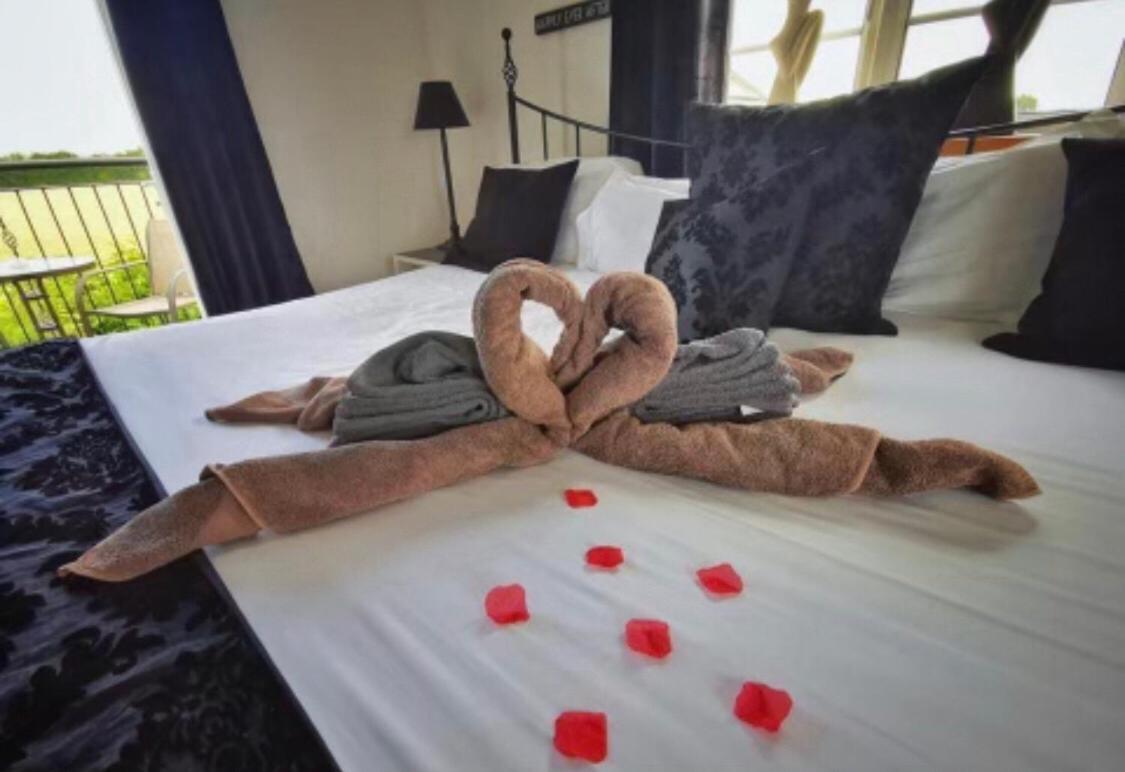 Lincoln Holiday Retreat Lodge With Private Hot Tub Zewnętrze zdjęcie